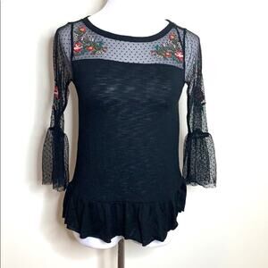 Atmosphere Black Lace Embroidered Top Size 0